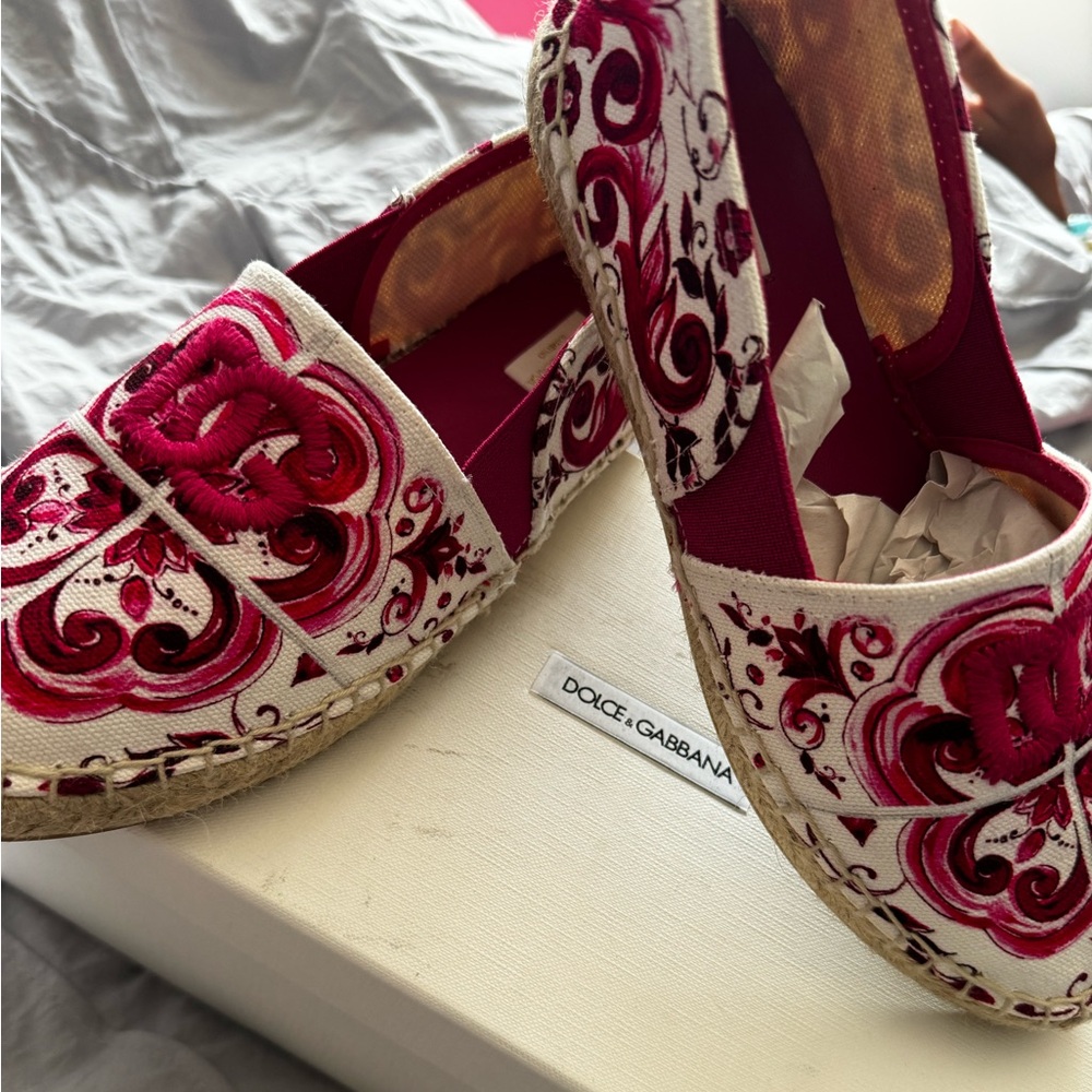 Sz 37 Dolce and Gabbana Espadrille